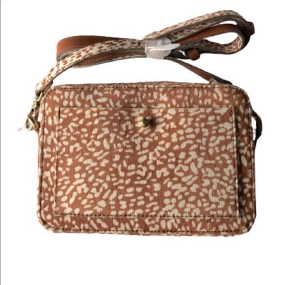 Madewell Camera Bag Animal Spot Calf Hair Crossbody Bag, Leather, Zip Closure - Picture 1 of 8